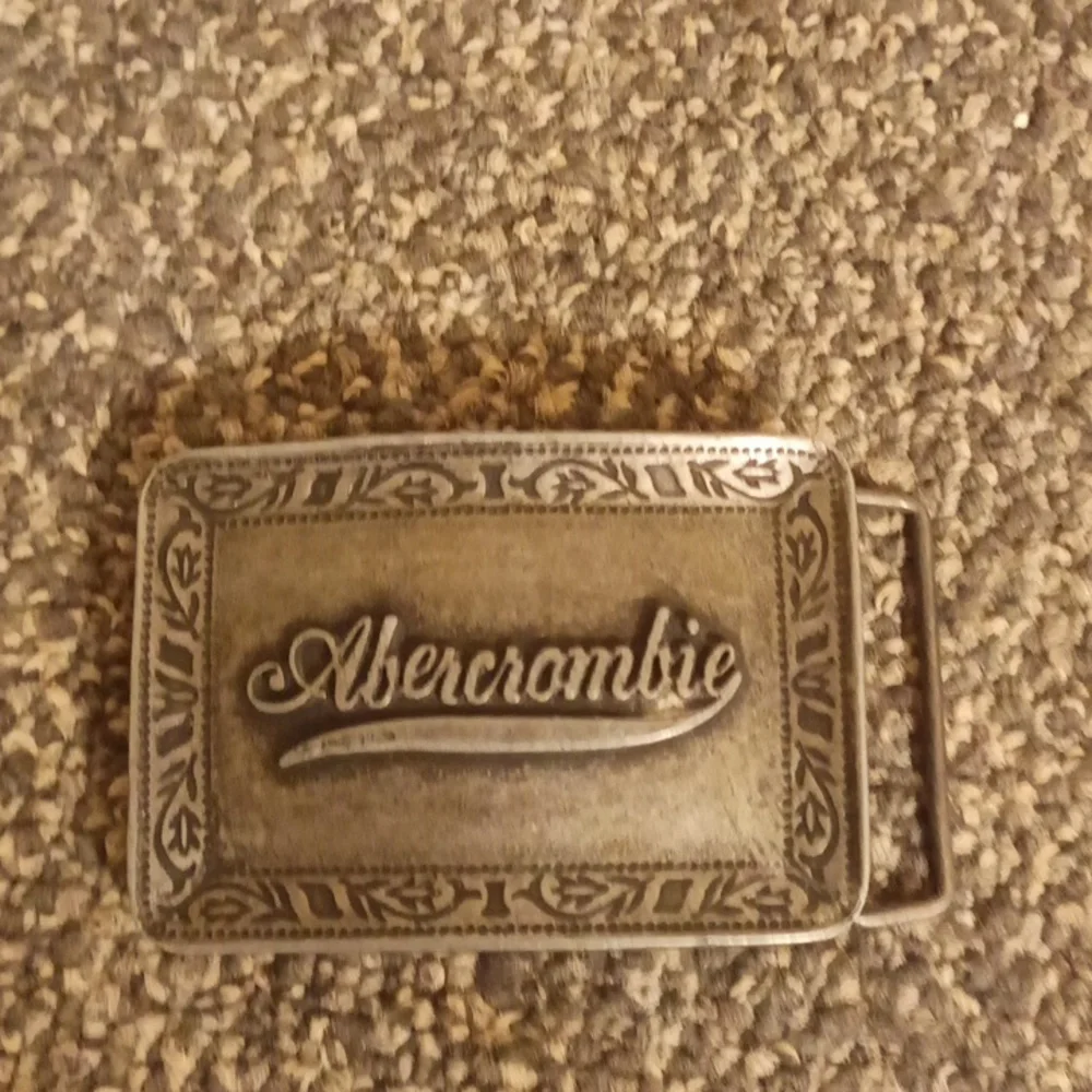 Abercrombie & Fitch men's pewter color metal belt buckle